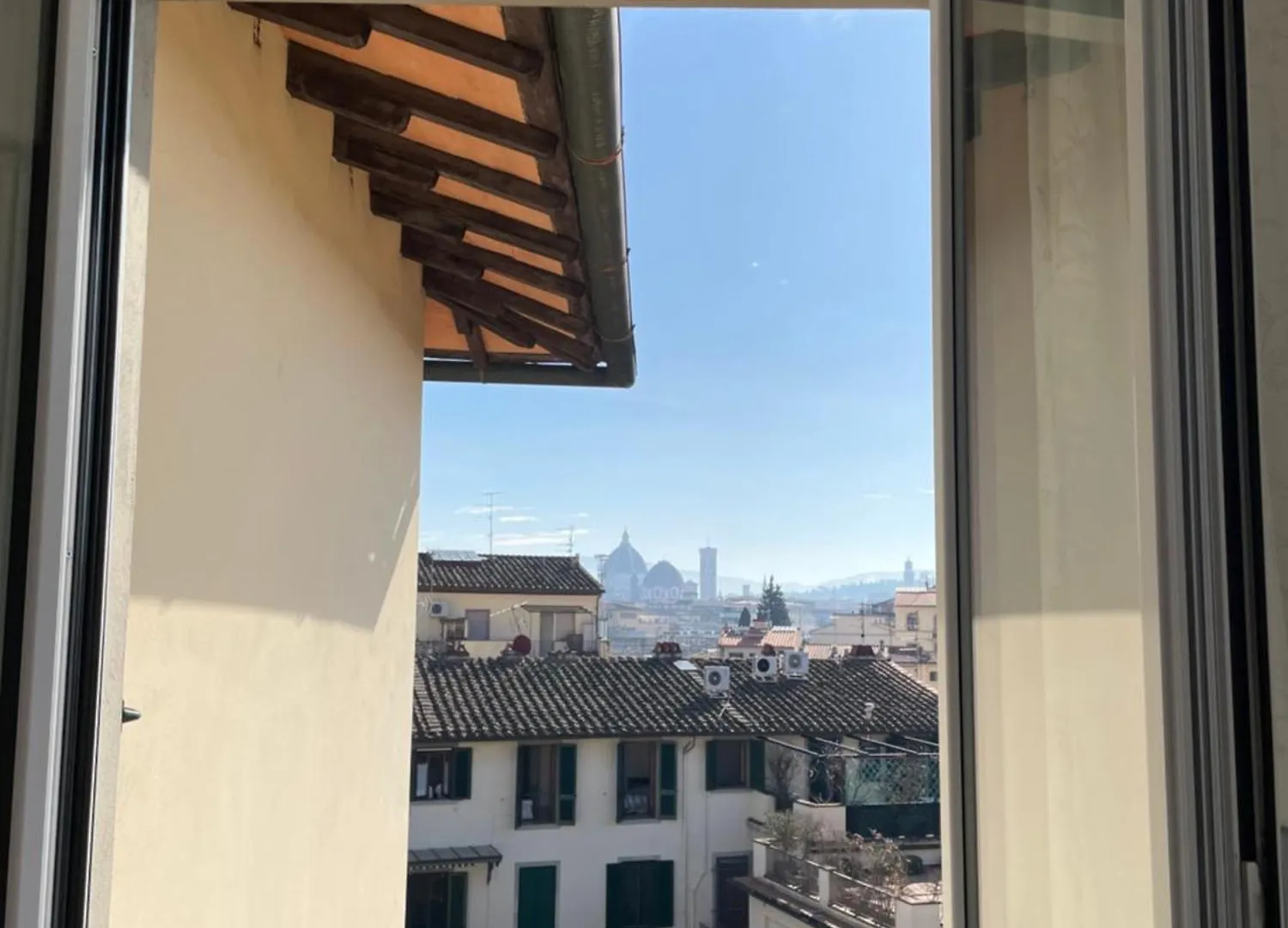 Roby Apartment In Centro 3 Camere 3 Bagni Florence Italy