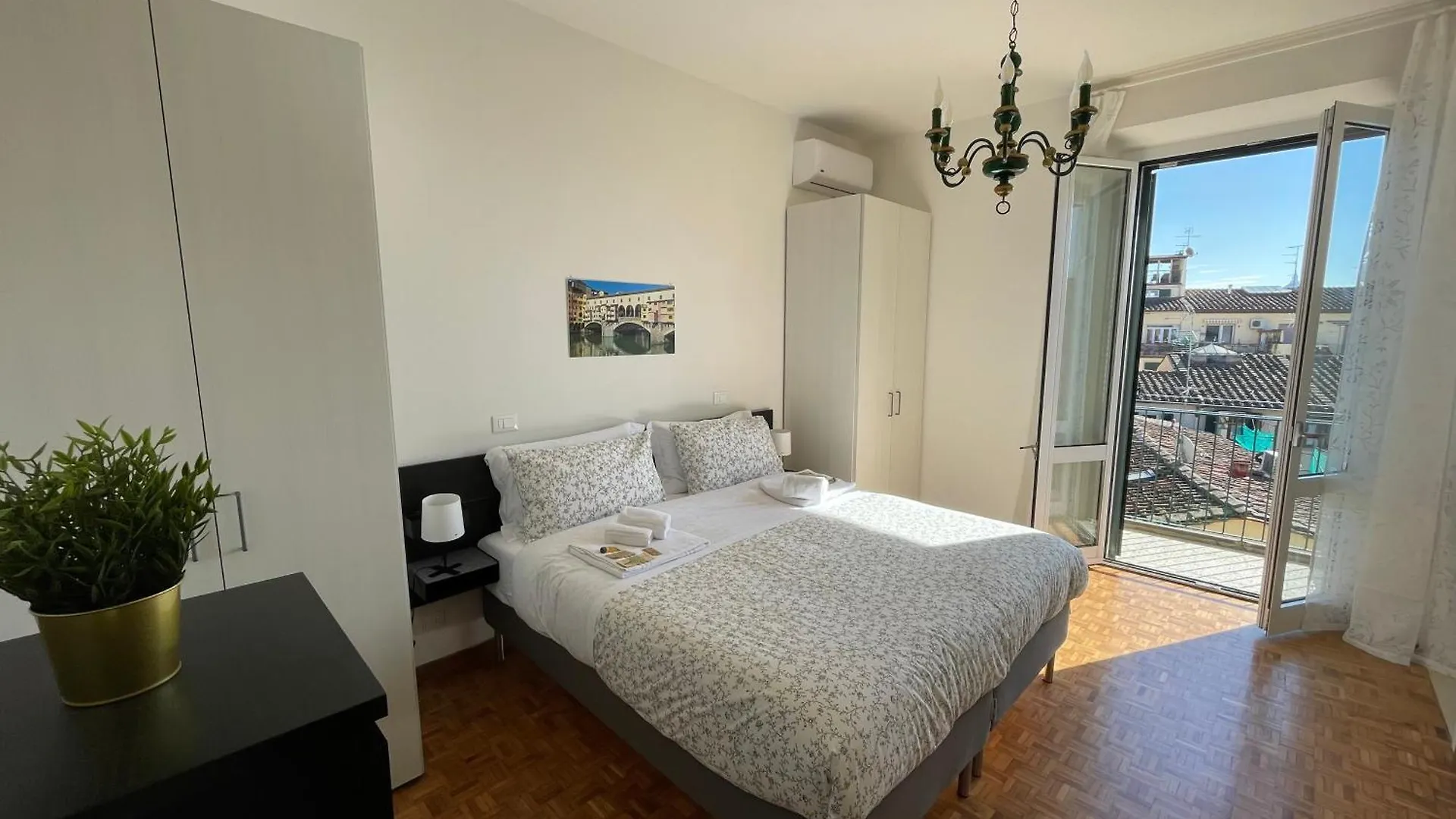 Roby Apartment In Centro 3 Camere 3 Bagni Florence