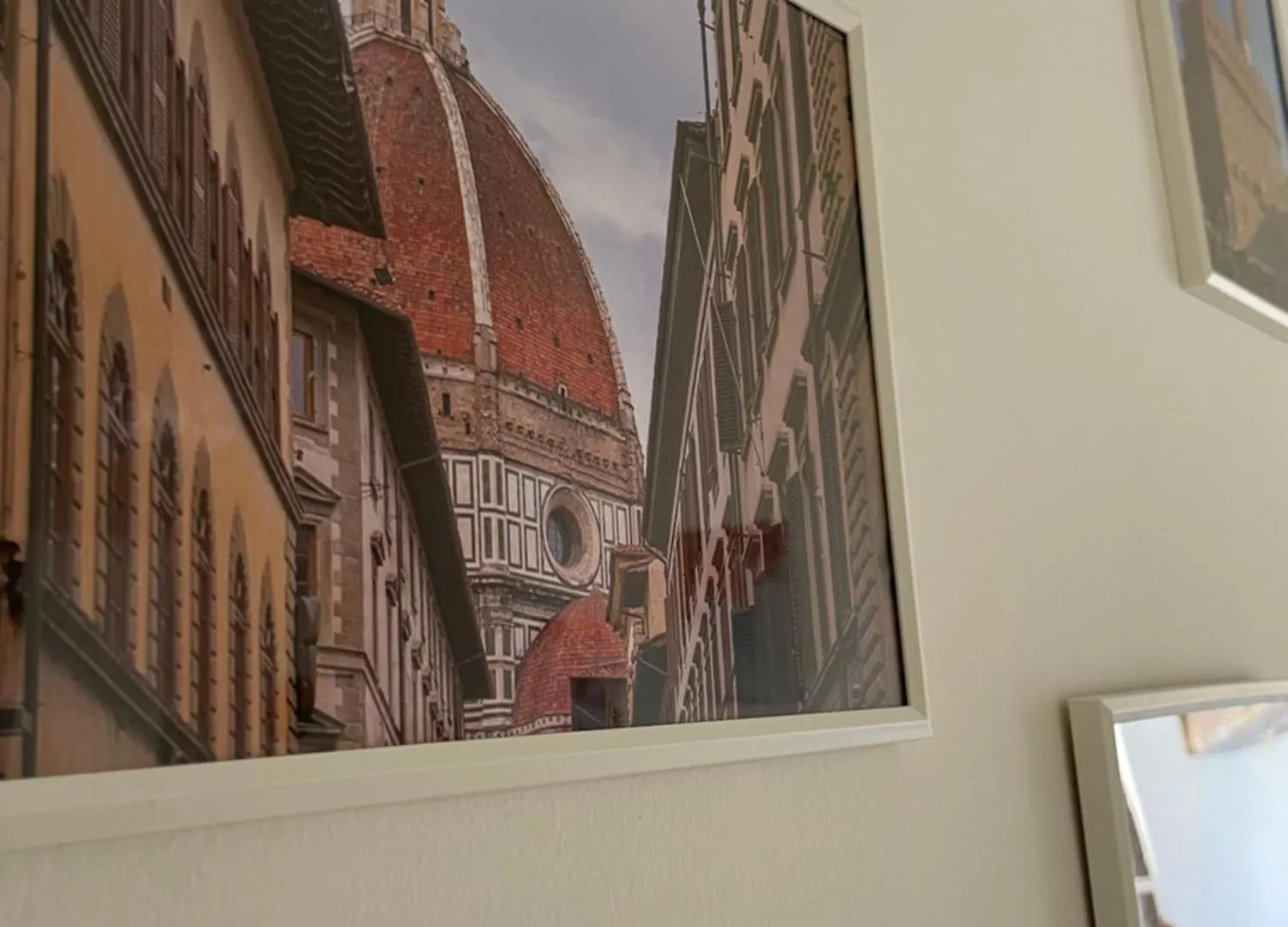 Roby Apartment In Centro 3 Camere 3 Bagni Florence Italy