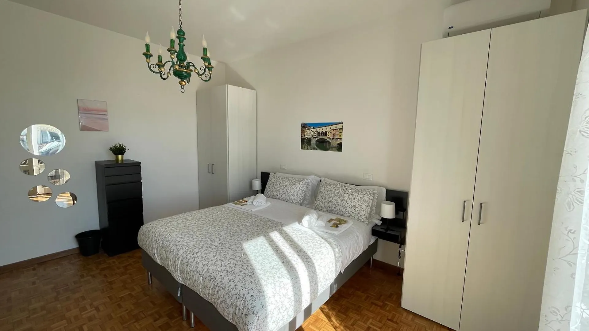 Roby Apartment In Centro 3 Camere 3 Bagni Florencie 0*,